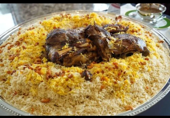 الكبسة السعودية.. سر الطبق الذي جمع العائلات على مائدة واحدة
