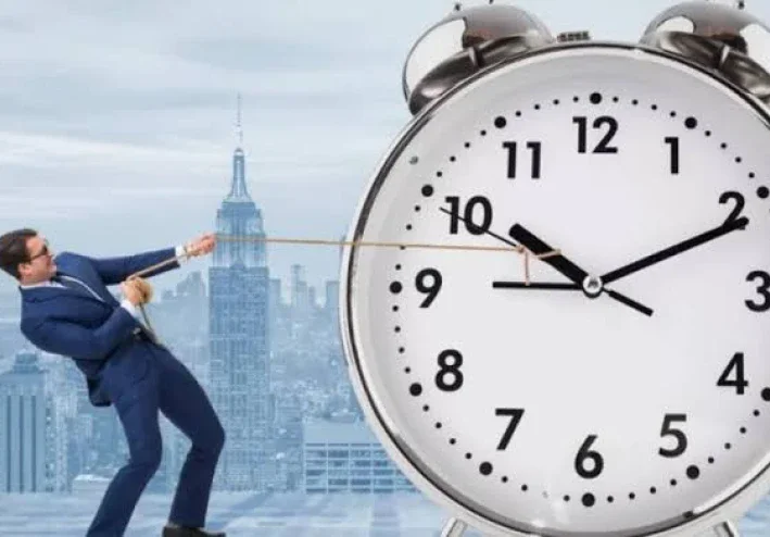 أهمية الوقت في حياة الإنسان