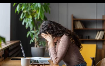 علامات الإرهاق الذهني وكيف تتعامل معها قبل أن يؤثر على حياتك