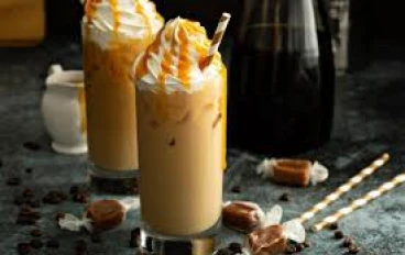 🍨☕ آيس كريم لاتيه بالكراميل -  وصفة باردة وكريمية بمذاق القهوة والكراميل