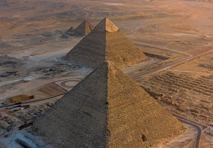 الأهرامات المصرية.. السر الخالد الذي حيّر العالم لآلاف السنين