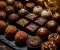صورة مقال الشوكولاتة المكشوفة (Praticals & Truffles): الفخامة المفتوحة وأسرار الصنعة الرفيعة