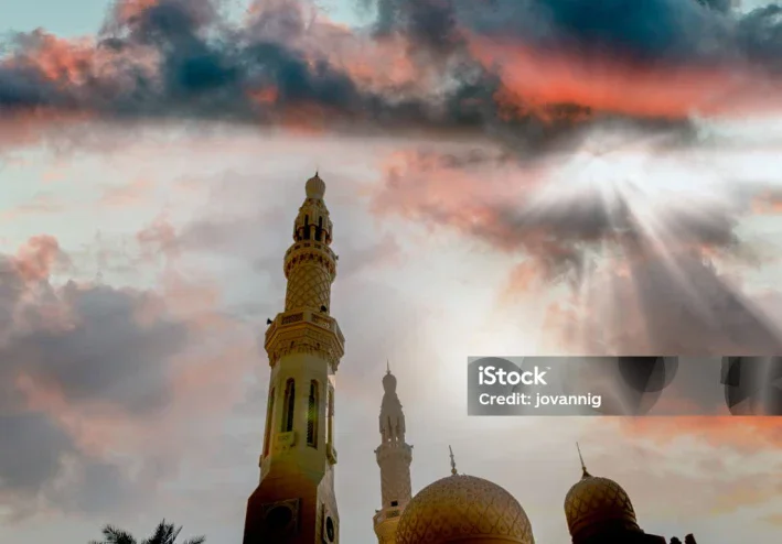 من مكة إلى بيت المقدس: الأسرار الكاملة لرحلة الإسراء والمعراج
