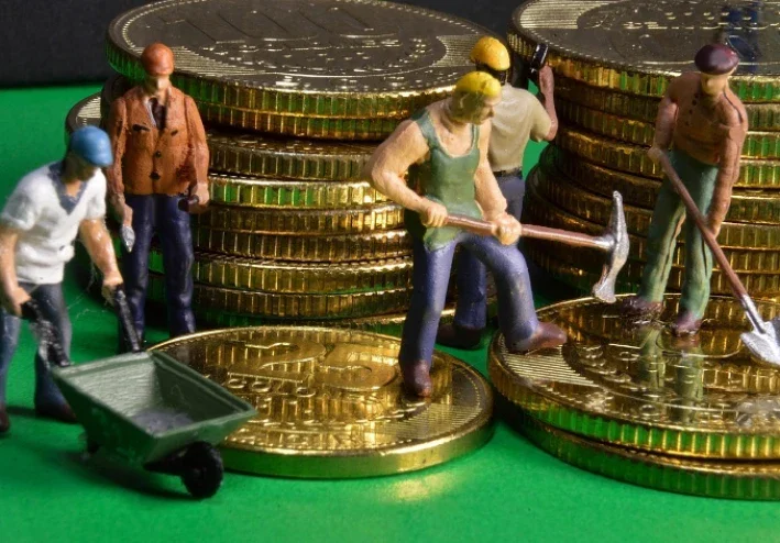 🚨 إزاي تحوّل أدوات الـAI إلى وسيلة للربح من كتابة المحتوى؟