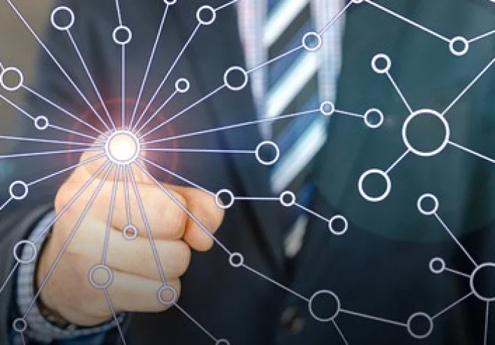 ما هي مهارات التشبيك Networking Skills وكيف نطورها؟