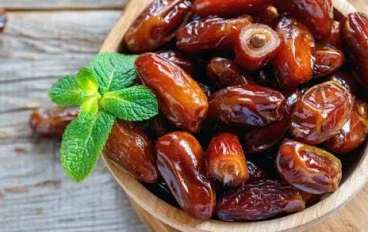 فوائد التمر وأضراره.. تعرف على فوائده ومخاطر الإفراط في تناوله