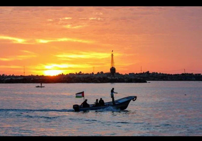 غزة التي لم تنم.. حكاية عائلة تبحث عن الأمان