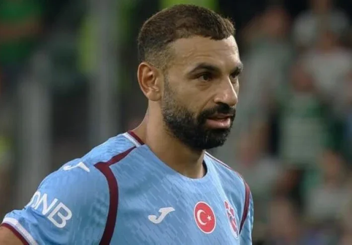 حزن محمد صلاح بعد ليلة صعبة مع طرابزون سبور