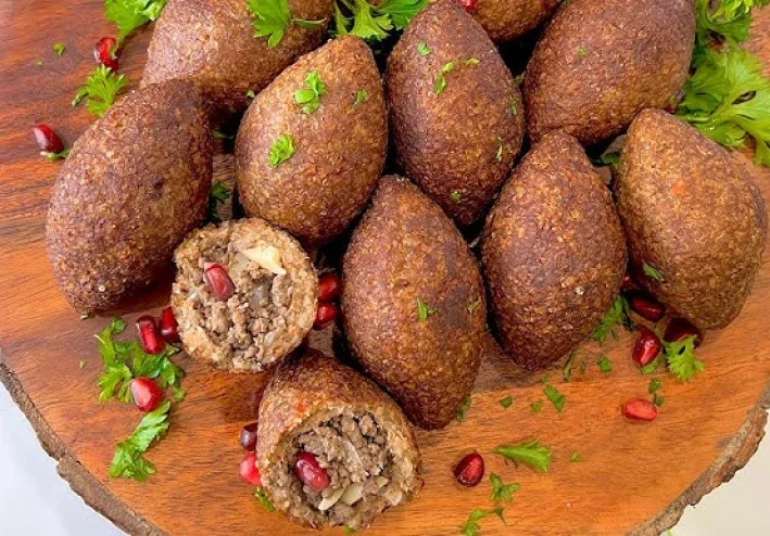 طريقة عمل الكبة الشامية المقرمشة: أسرار العجينة والحشوة الأصلية