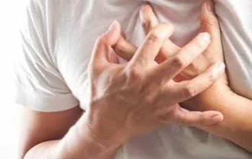 امراض القلب علامات لازم تعرفها و طرق بسيطة للوقاية 