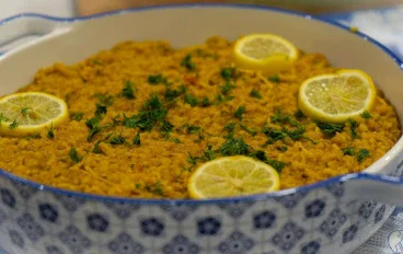 طريقة عمل المضروبة القطرية بالدجاج والجريش على أصولها بخطوات سهلة