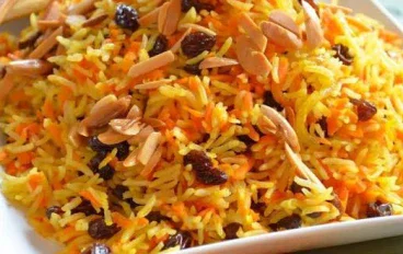 🍚🍗 الأرز البخاري بالدجاج والجزر - وصفة شهية بنكهة شرقية أصيلة