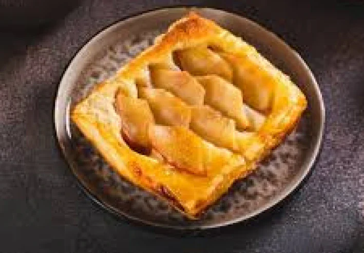 🍎🥐 حلى بف باستري بحشوة التفاح والقرفة - وصفة مقرمشة وسهلة بطعم شهي