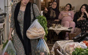 انا مش خدامة في بيت حماتي  كامله