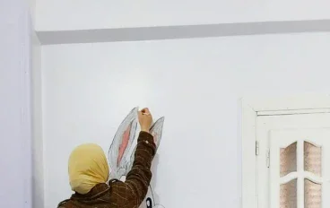 مروة ناصر .. فنانة تبتكر عالمها الخاص بأعمالها الفنية