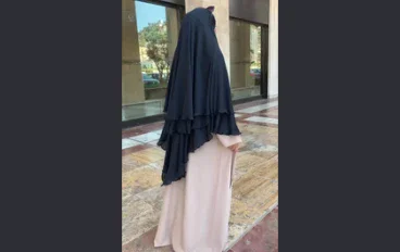 انتي كا الشمس لا ينظرون الا من بعيد