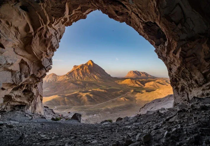 حين اختاروا الكهف بدلًا من التخلي عن إيمانهم