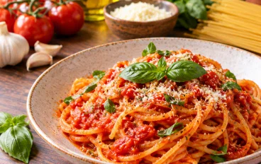   🍝 طريقة عمل المكرونة بالصلصة الإيطالية الأصلية في المنزل