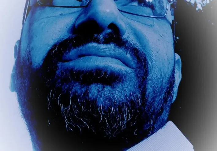 أنا فعلًا زينهم ولا لأ؟
