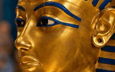 حراس التاريخ: رحلة في أعماق الحضارة المصرية والأسطورة الهرمية»