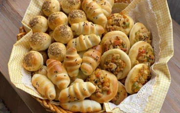 طريقة عمل المعجنات الهشة والطرية في المنزل.. وصفة ناجحة بمكونات بسيطة! ✨