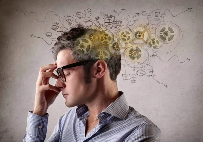 مرض الزهايمر: فهم المرض وتحديات العلاج وآفاق الأبحاث المستقبلية