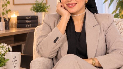 عالم نورا