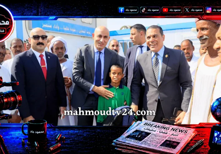 وزير التعليم يلتقي عمر محمد منصور بعد انتشار فيديو تحية العلم في شلاتين