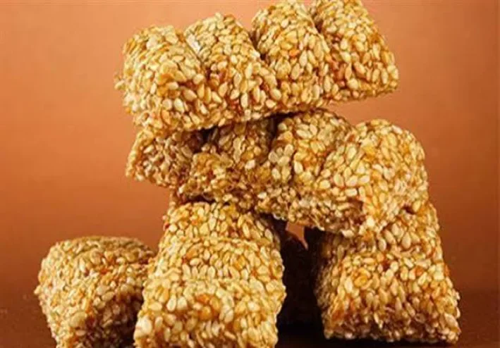 🍯🌾 حلاوة السمسمية المقرمشة - وصفة تقليدية سهلة بمكونات بسيطة
