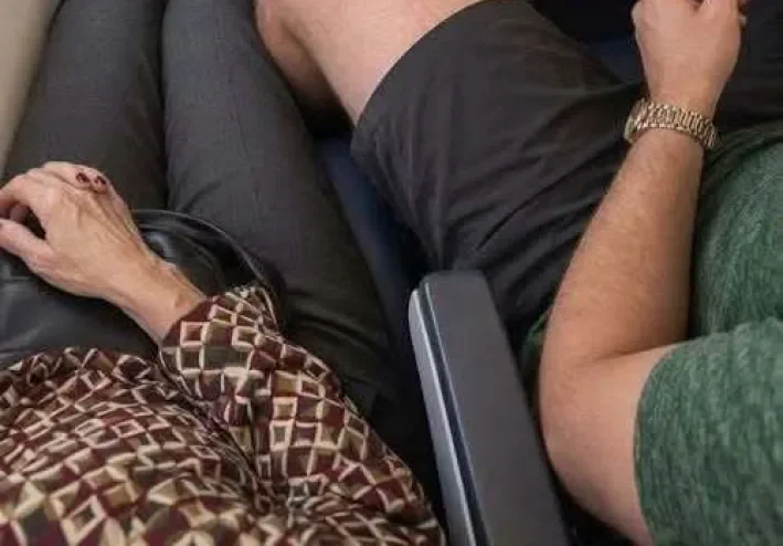 سكريبت راجل معندوش ادب حصريه