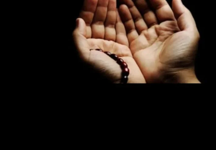 الصلاه هي الصله بينك وبين ربك ان صلحت صلاتك صلحت حياتك