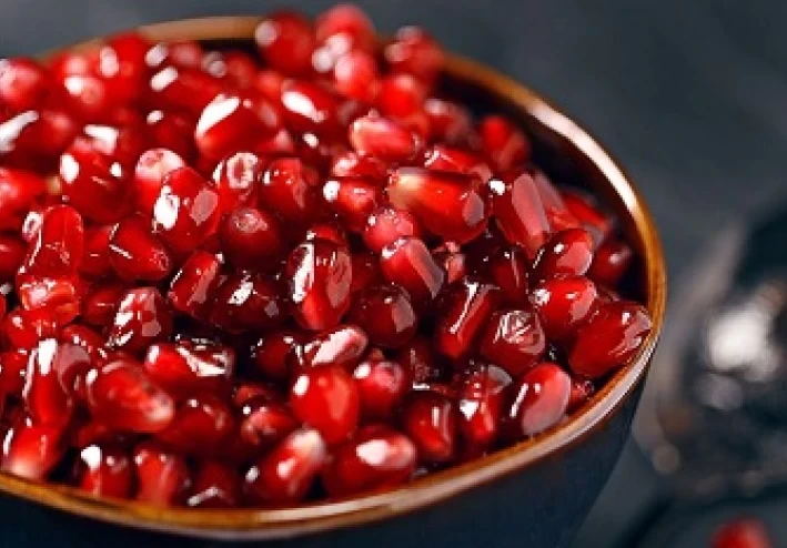 فوائد الرمان المتعددة