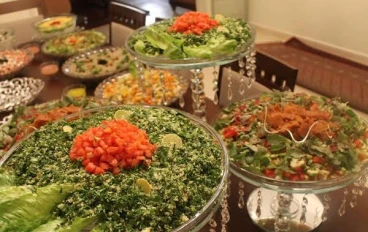 أكثر 10 سلطات شهرة بالمطبخ العربي 
